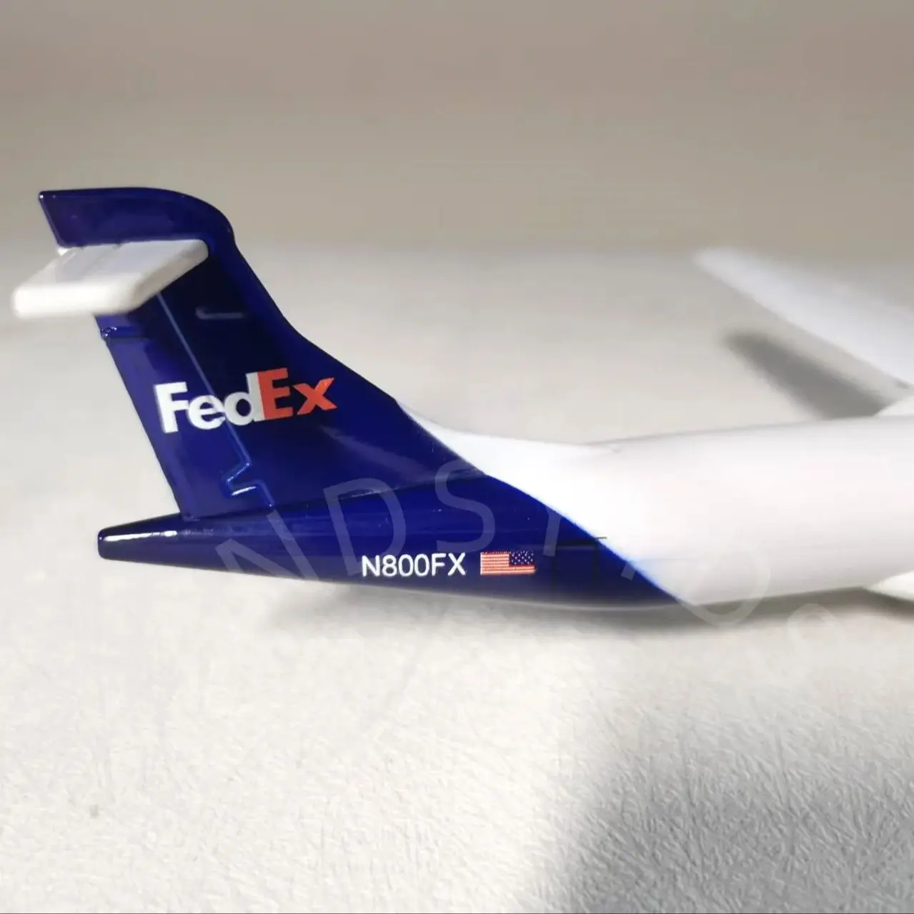 20cm Air FEDEX Airlines ATR Airplane Metal Alloy Simulated Aircraft Model With Wheels Landing Gears Plane Decoration Living Room