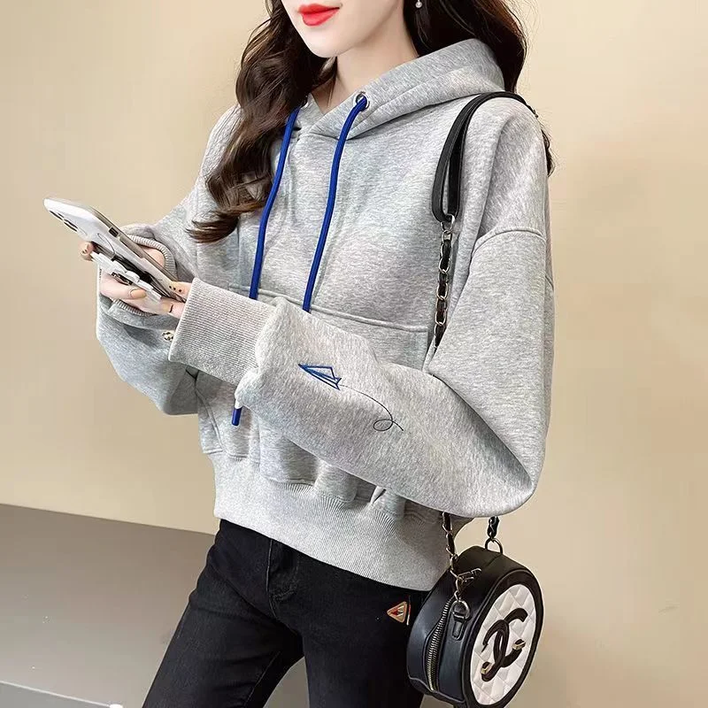 

Retro American hooded sweatshirt women 2023 autumn and winter new style embroidery small crowd loose versatile sweatshirt women