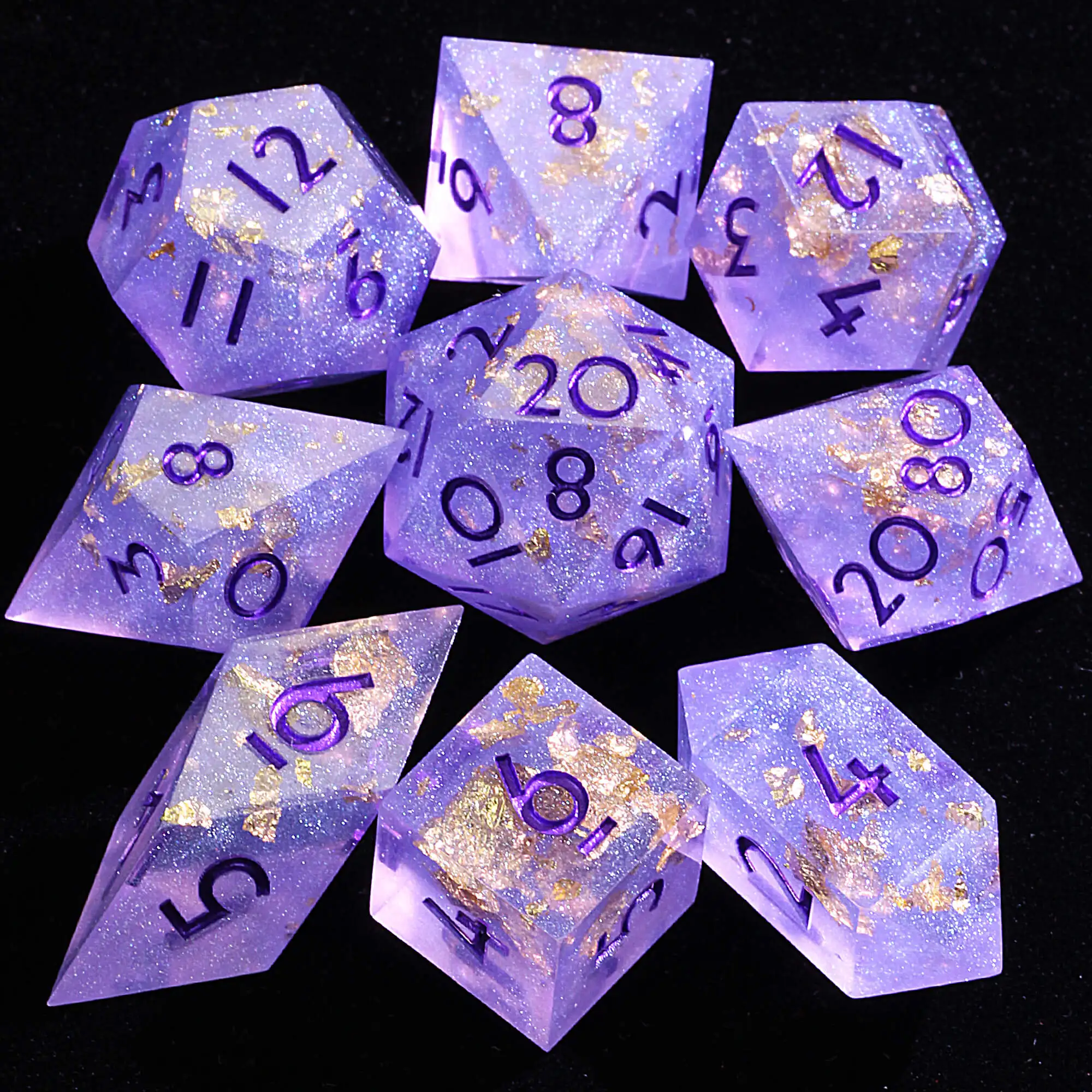 

Набор из 9 многогранных полимерных кубиков для D&D: Аметист и Золотая пыль