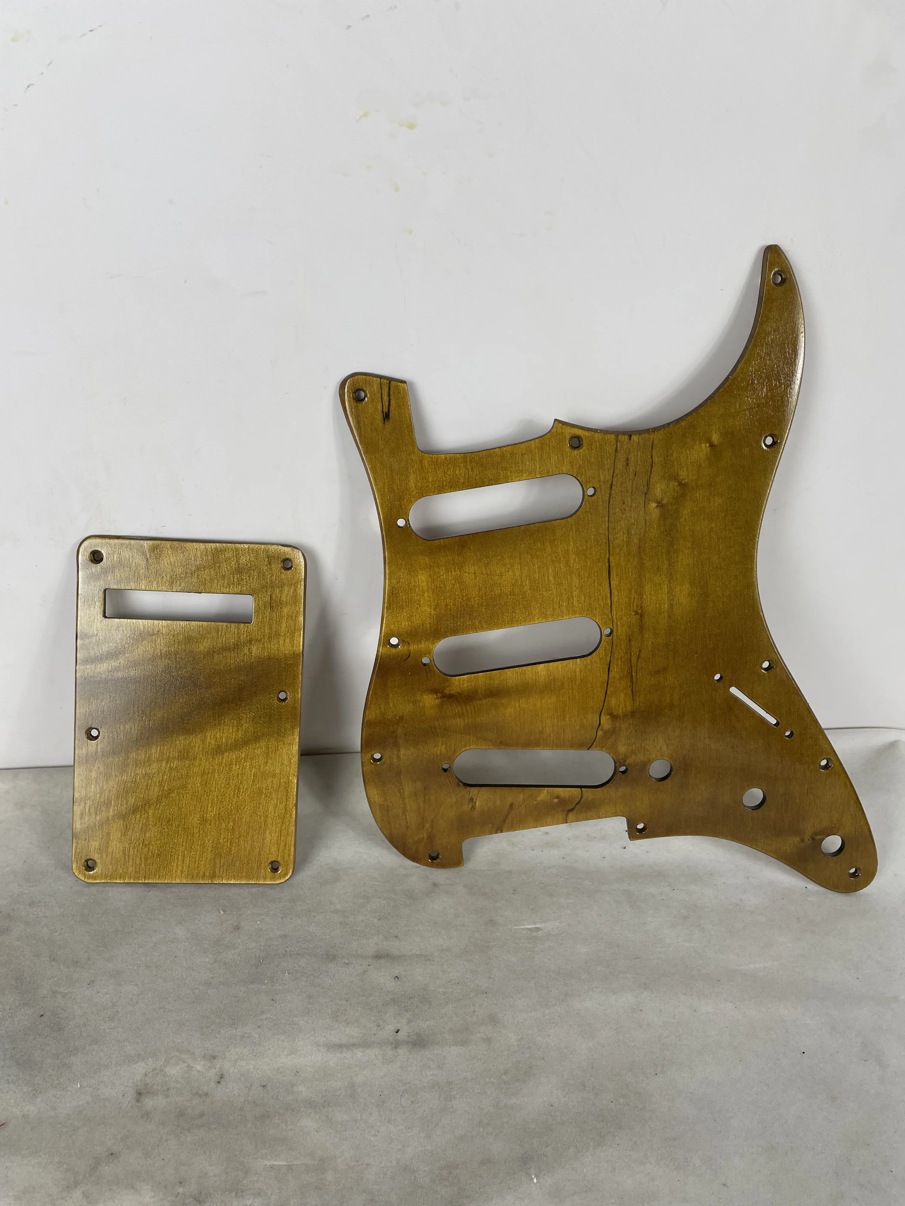 Flamed Maple Wood Guitar Pickguard, SSS Finished, Natrual Wooden Color, Pick Guard, Back Plate and Screws, A Set