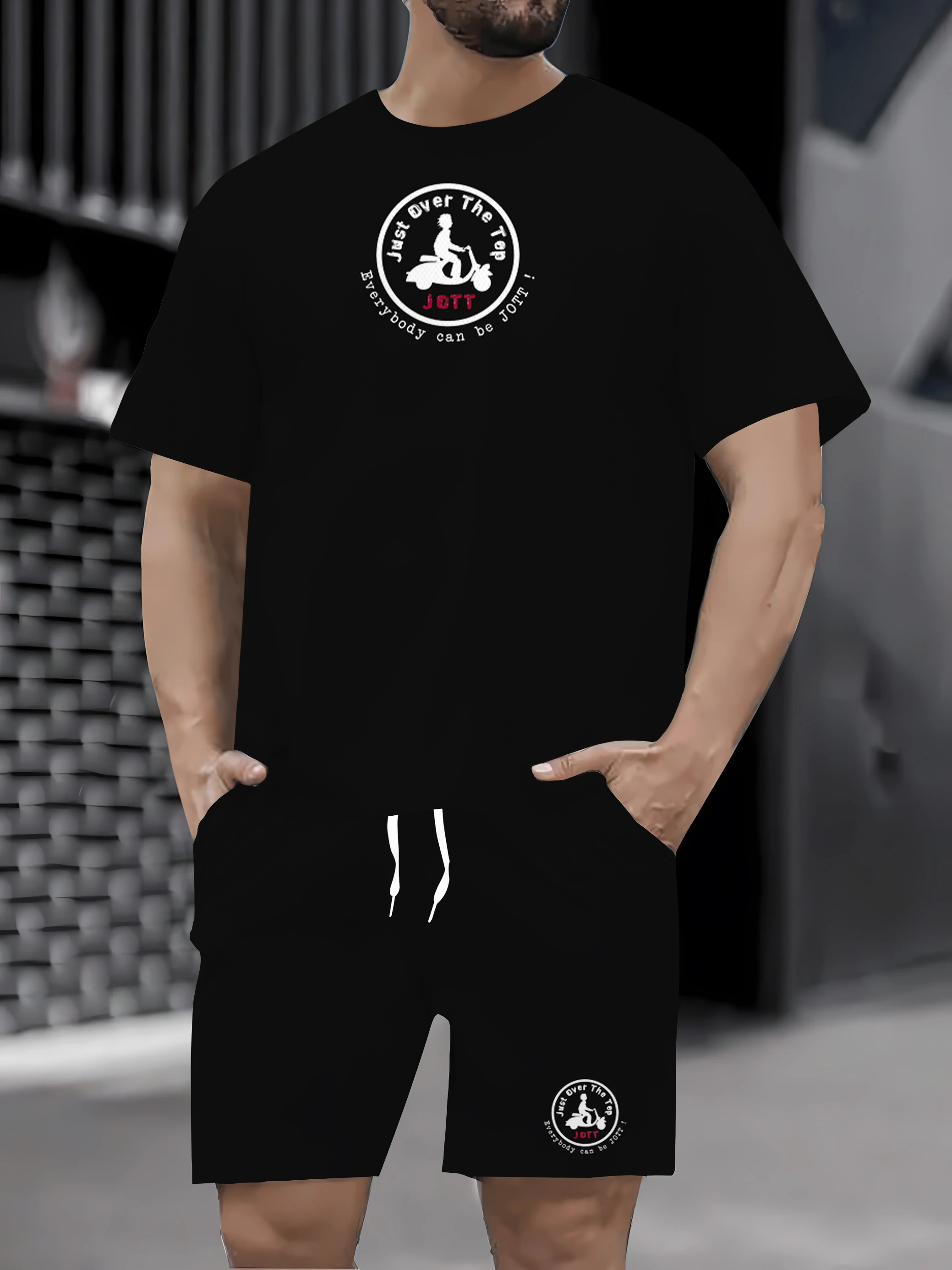 Top de manga curta com manga redonda de verão combinado com conjunto de calças e shorts de tecido estampado, roupas elegantes e r