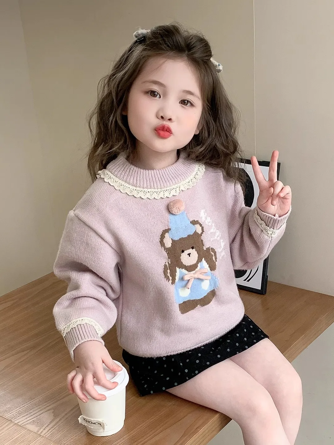 

Sweet Sle Bear Print Lace Girls Sweater Autumn Winter Knitted Inner Wear Korean Sle Children's Clothing Warmth Heating