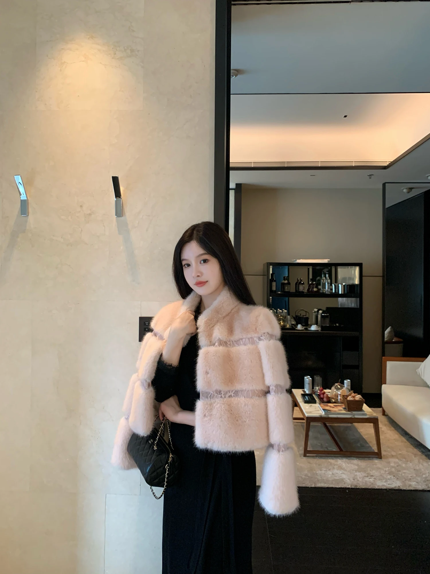 

Ele ort Lace Trimmed Fur Coat Warmth And Luxury Inequalities Soft Plu Eco-Friendly Women's Outerwear Winter Jaet