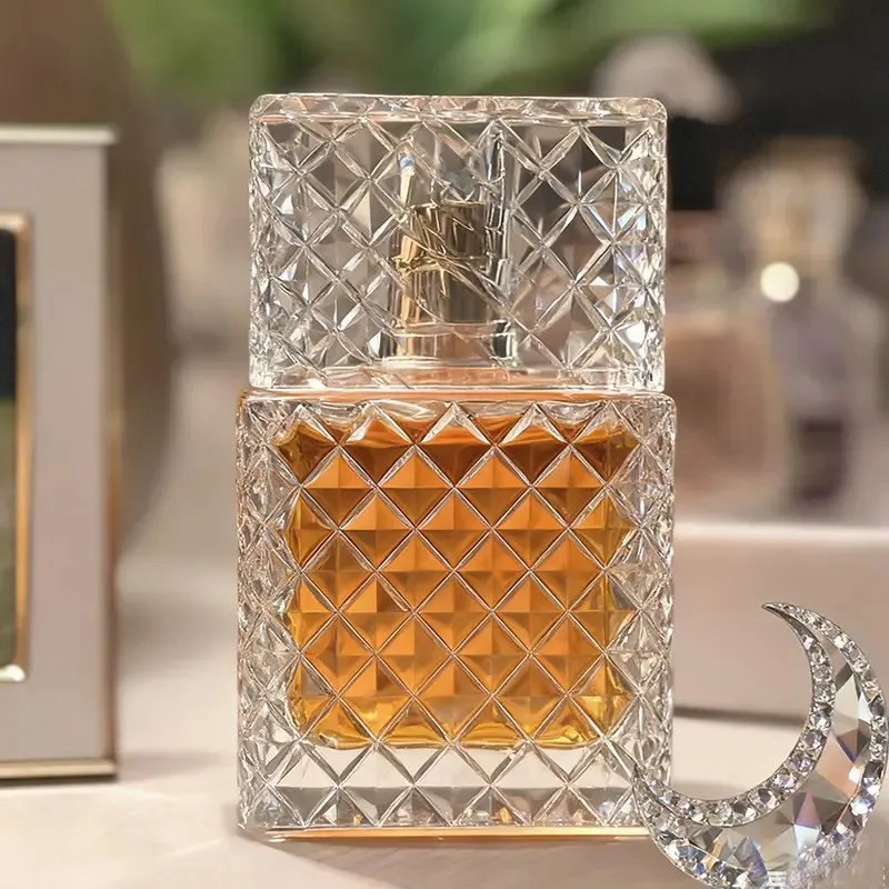بخاخ عطر أو دي برفوم للجنسين 3.4 أونصة - بني، رائحة حلوة عطرية