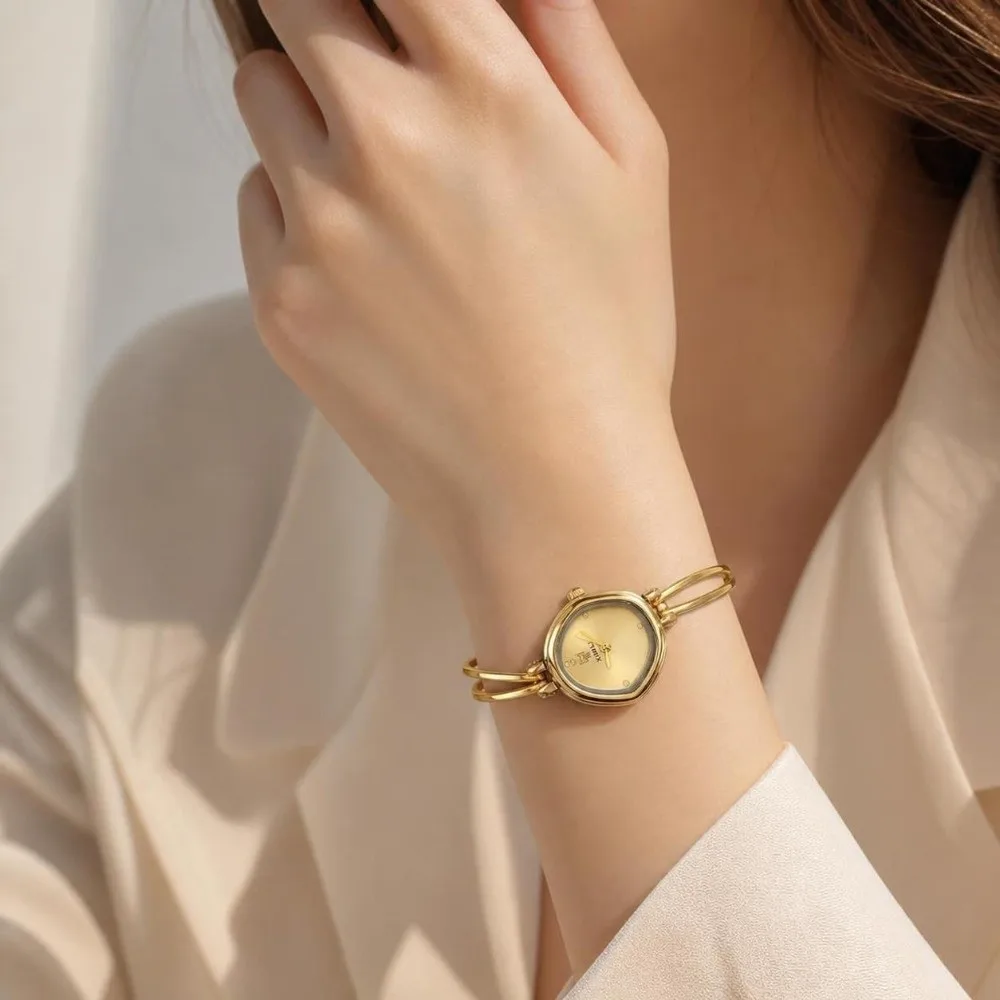 Solid Color Dial Square Bangle Watch Ultra-thin Curved Strap Thin Metal Bracelet Minimalist Watch for Women Bracelet Wristwatch