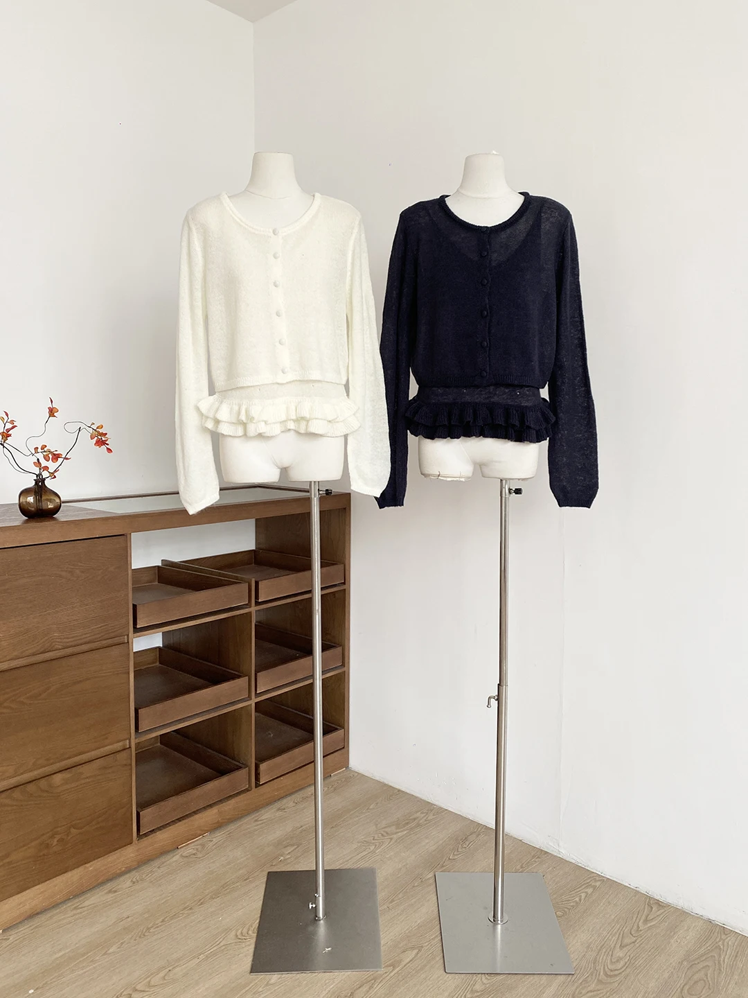 

Spring 2026 New Korean Style Sweet Knitted Open Cardigan with Wood Grain Ruffle Strap Vest Women's Fashion Set Universal Fit ...