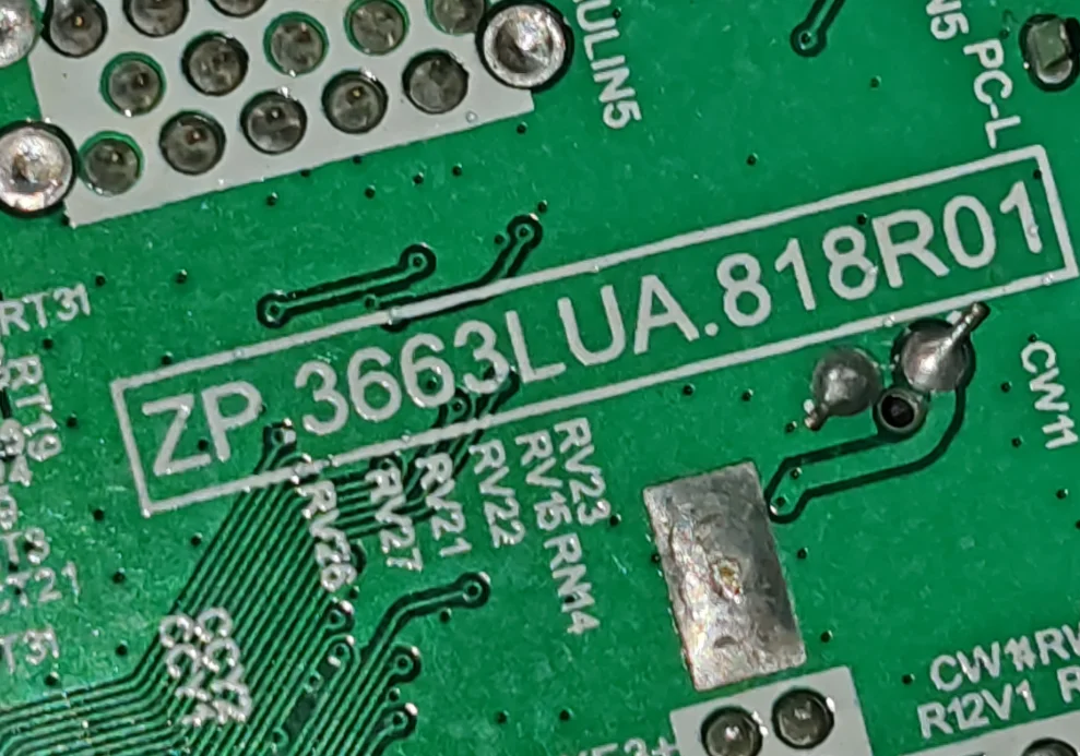 ZP.3663LUA.818R01 スリーインワン TV マザーボード物理写真、30-58v 25w 600mA でテスト済み