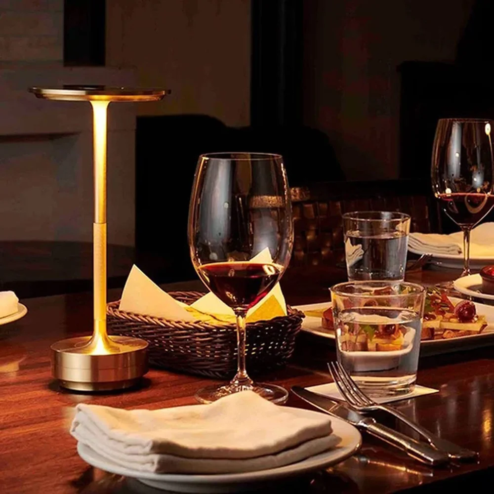 Lámpara de mesa LED inalámbrica, luz nocturna de atenuación táctil, recargable, protección ocular, mesita de noche, decoración para restaurante, Hotel y Bar