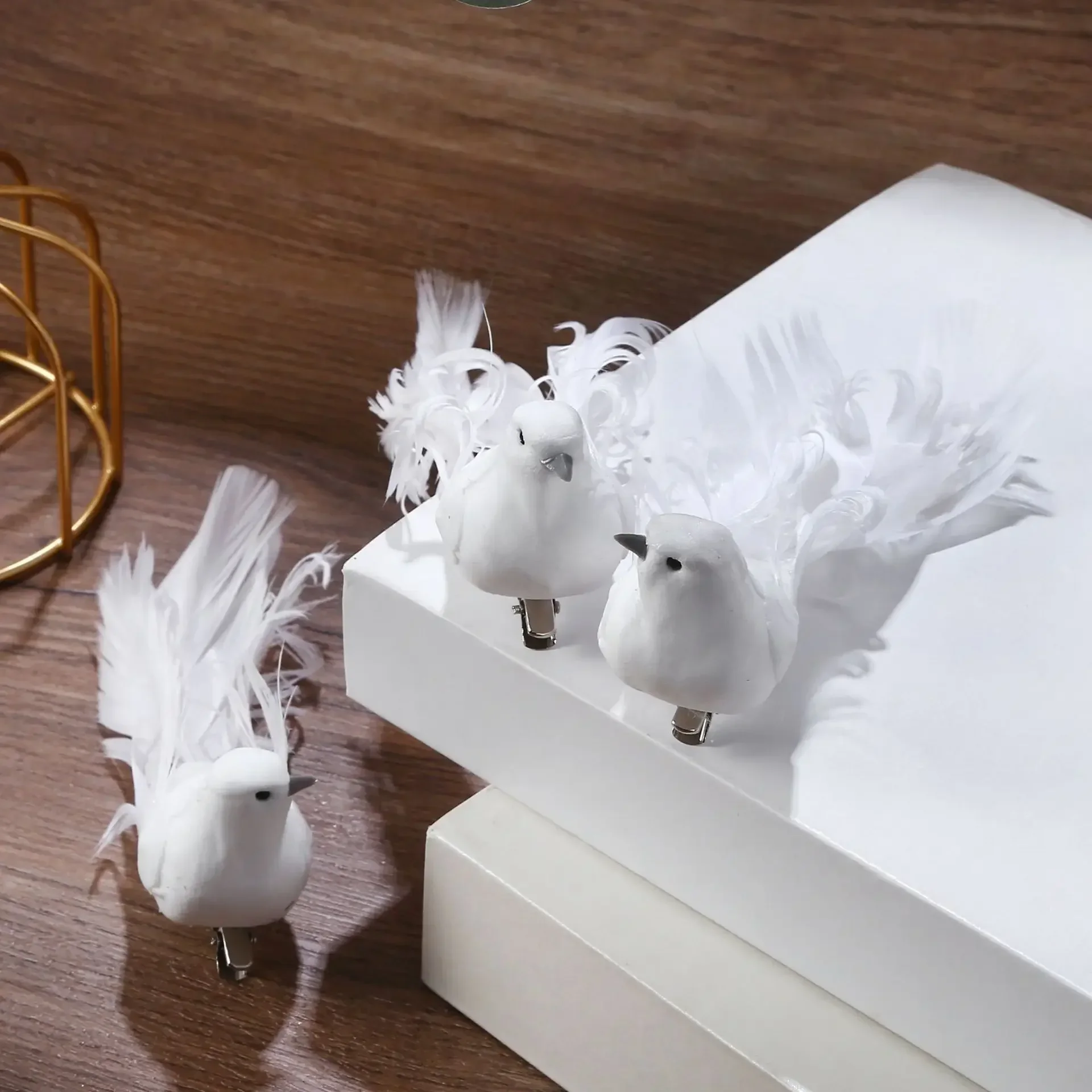 

F2 12pcs Simulation Foam White Birds Artificial Foam Feather Doves Craft Birds Mini Decorative Birds for Home Garden Party Decor