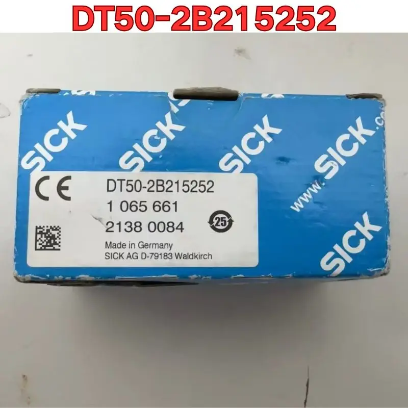 

Новый DT50-2B 215252 датчик