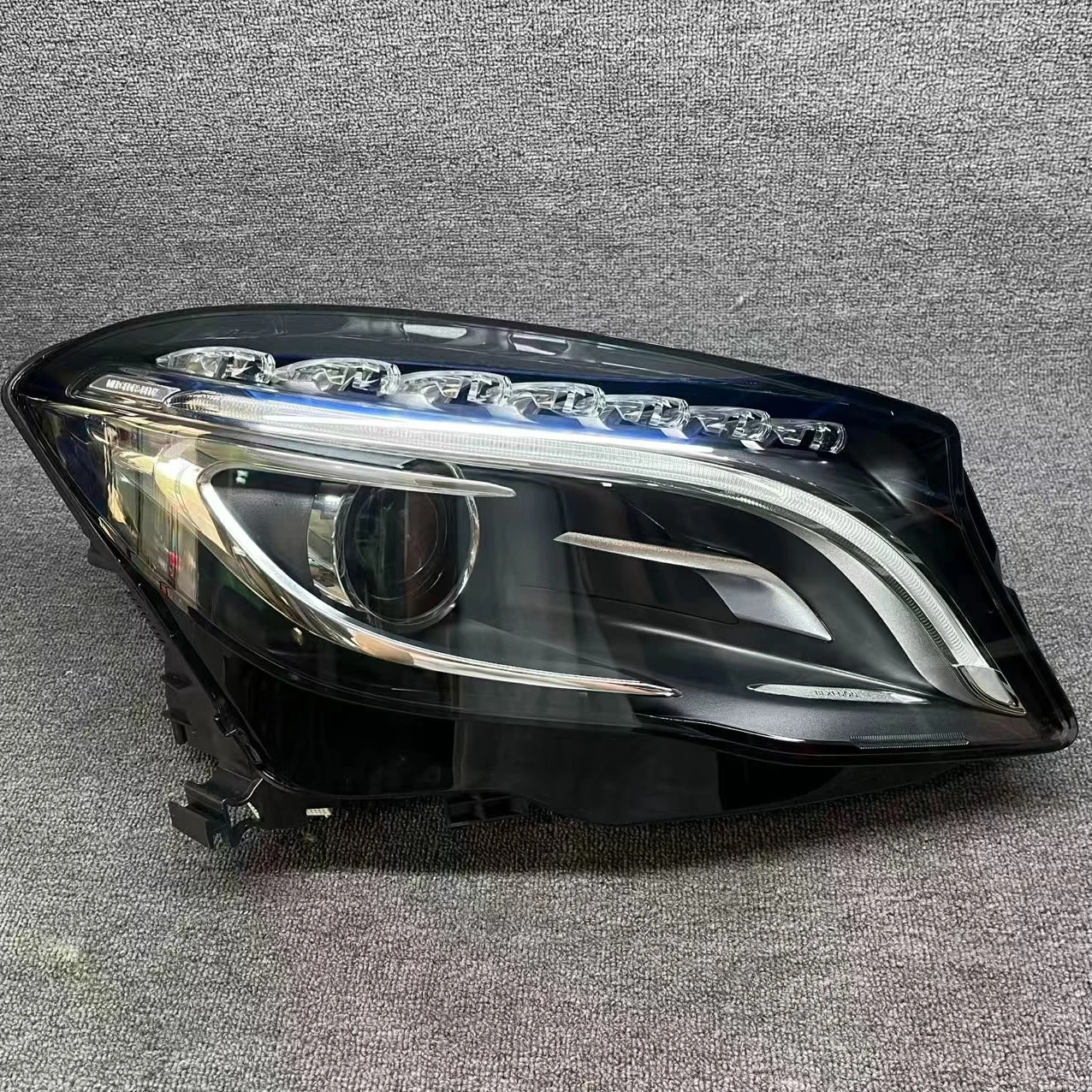 Suitable for 2014-2016 Mercedes Benz GLA class W156 hernia headlight assembly GLA200 GLA300 GLA45 plug and play