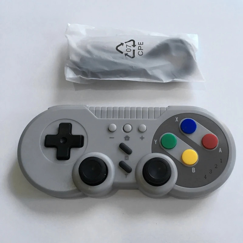 وحدة تحكم الألعاب اللاسلكية ، وحدة التحكم في الألعاب ، عصا التحكم مع اهتزاز المحرك المزدوج ، وظيفة توربو للتبديل ، ملحقات الكمبيوتر
