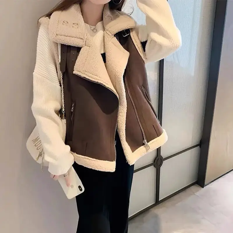Women's Fashionable Fleece Lined Thickened Vest Polo Collar Multi Layer Wear Versatile Style Spring Season Synthetic Fiber