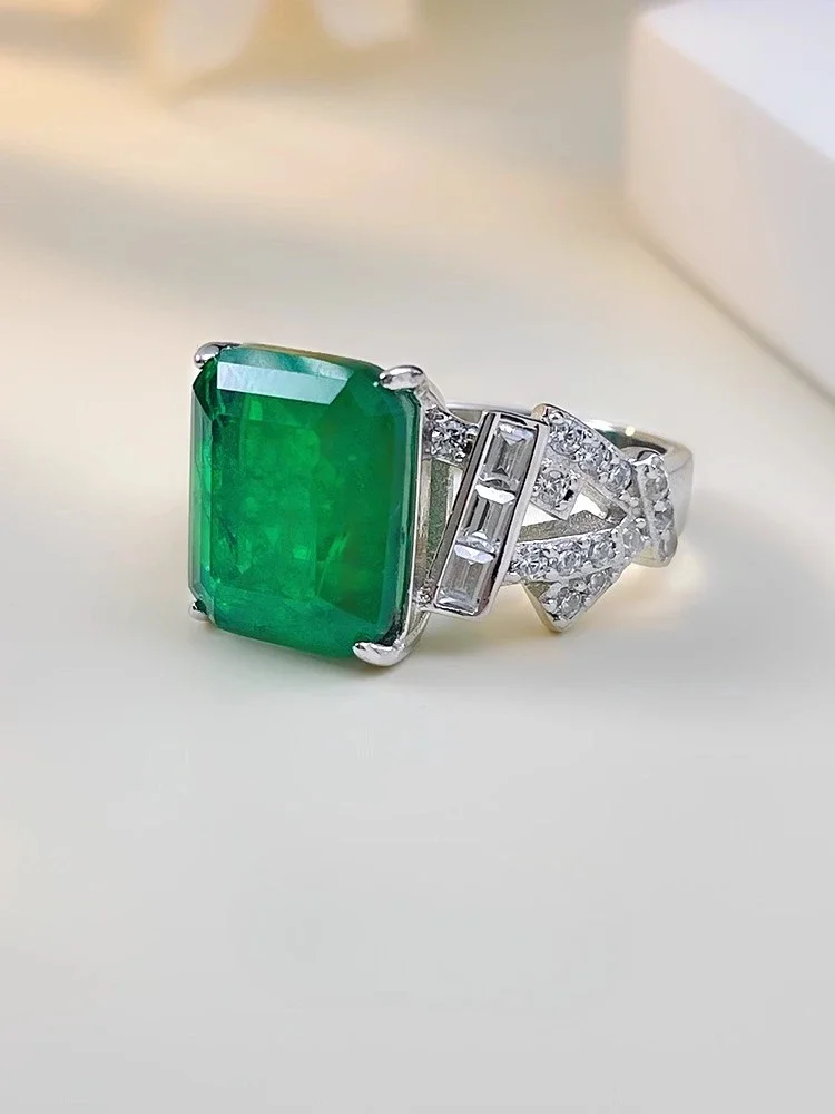 

New fashion, light luxury, niche design, emerald S925 pure silver ring, retro and versatile temperament, Jewelry