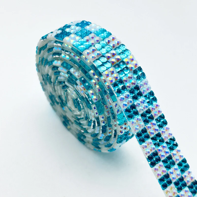Self-Adhesive Rhinestone Strip - огляд і ціна Embellishment Glue Craft