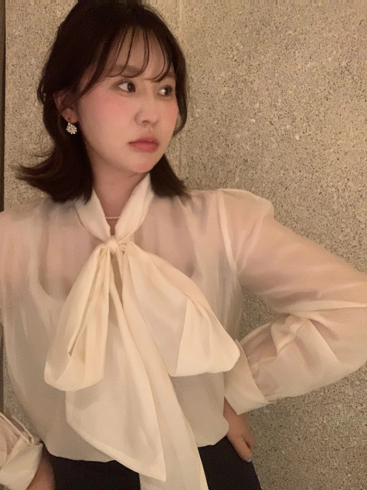 

Корейская женская свободная блузка с поясом-завязкой, весенняя, из мягкой ткани, с длинным рукавом, круглым вырезом, для повседневной носки