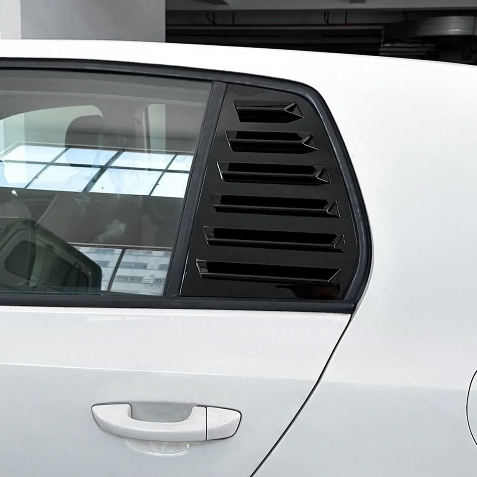

Для VW Golf 6 MK6 2008-2012 годов: Комплект аксессуаров для оконных дефлекторов (жалюзи) кузова