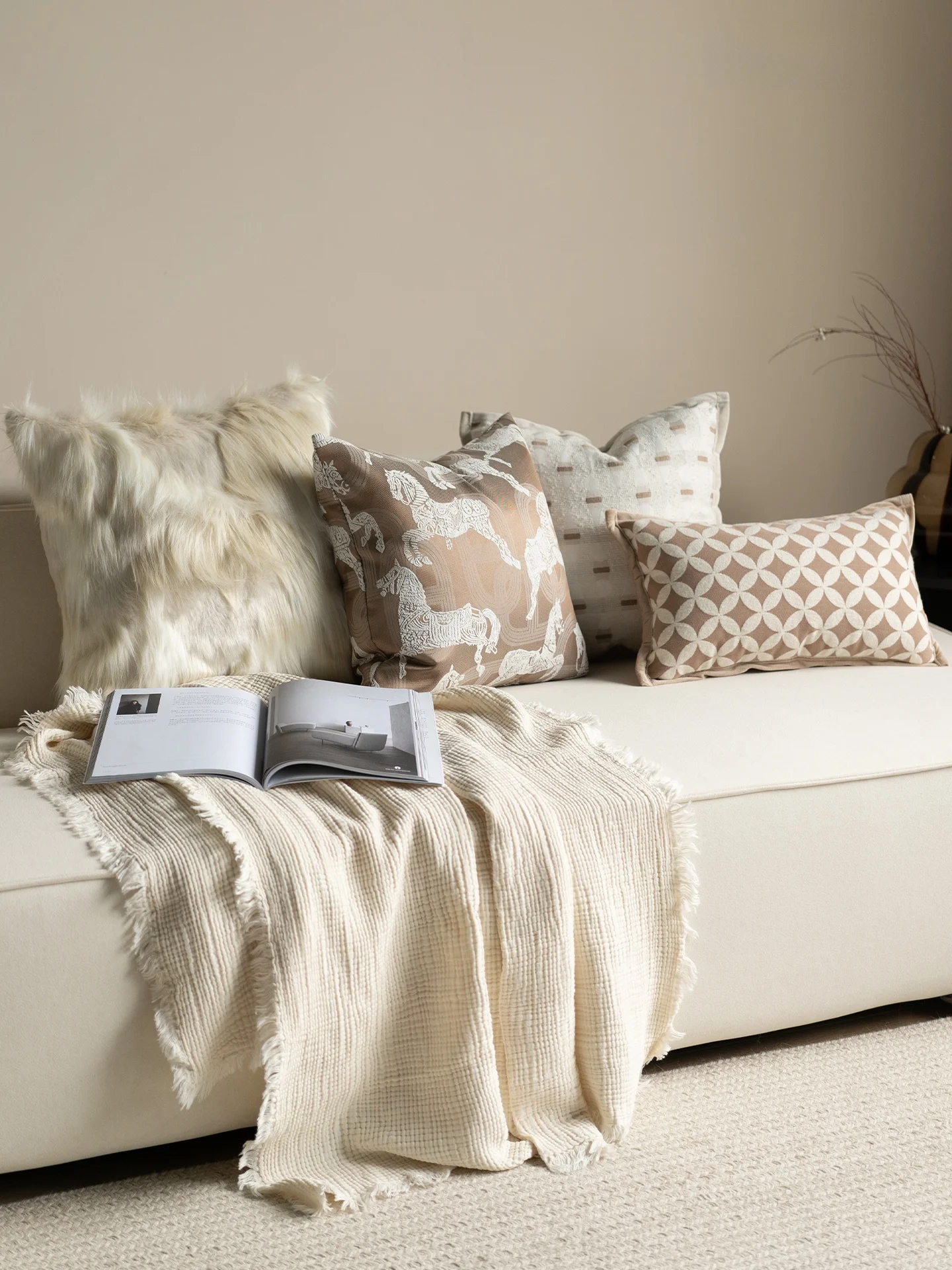 

Квадратная декоративная наволочка для дивана в стиле Light Luxury для гостиной и демонстрационных залов