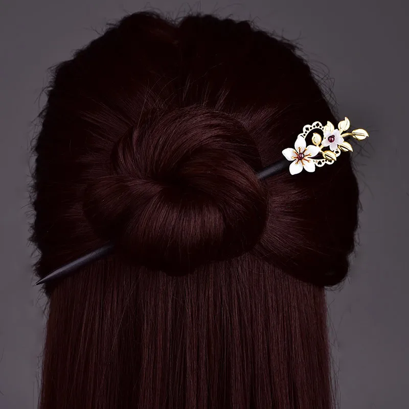 Elegant Fashion Color Retaining Copper Leaves Garnet Flower Wooden Hair Stick Ancient Chinese Palace Princess Hair Jewelry