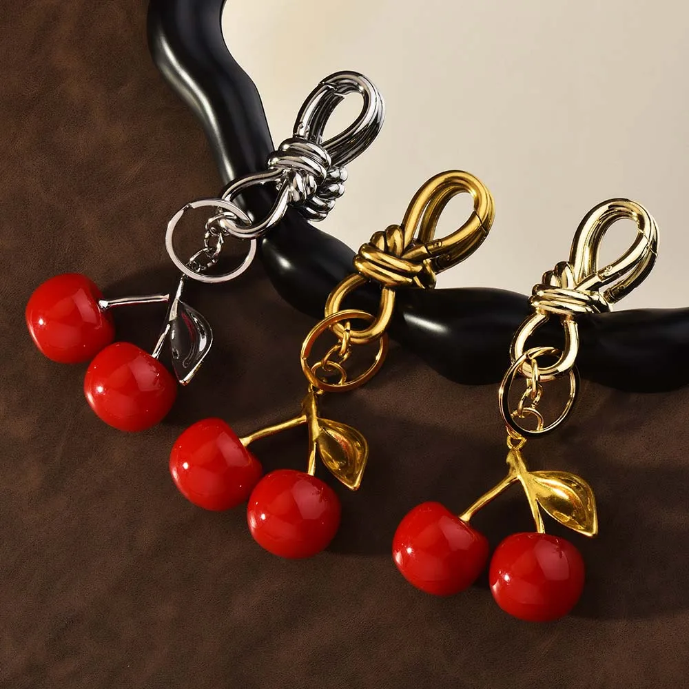 

Fashion Ornaments Cherry Keychain 3D Crafts Alloy Buckle Crystal Cherry Pendant Bag Accessories Gold Silver Car Keyring Couple