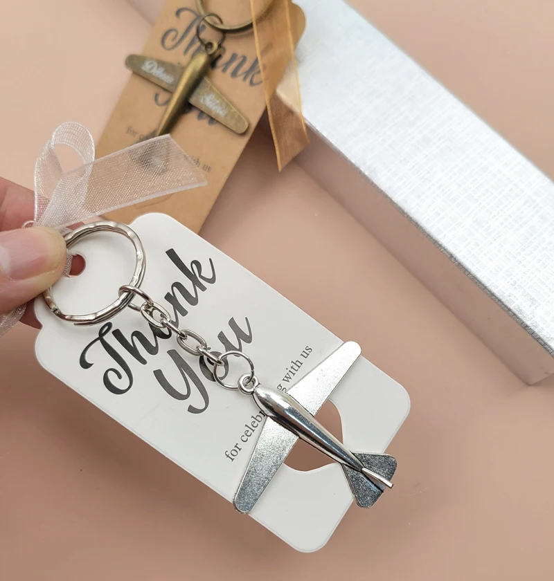 Custom Personalization Name Date Wedding Gifts For Guests Keychain Souvenir Airplane Baby Shower Favors party Souvenir keyring