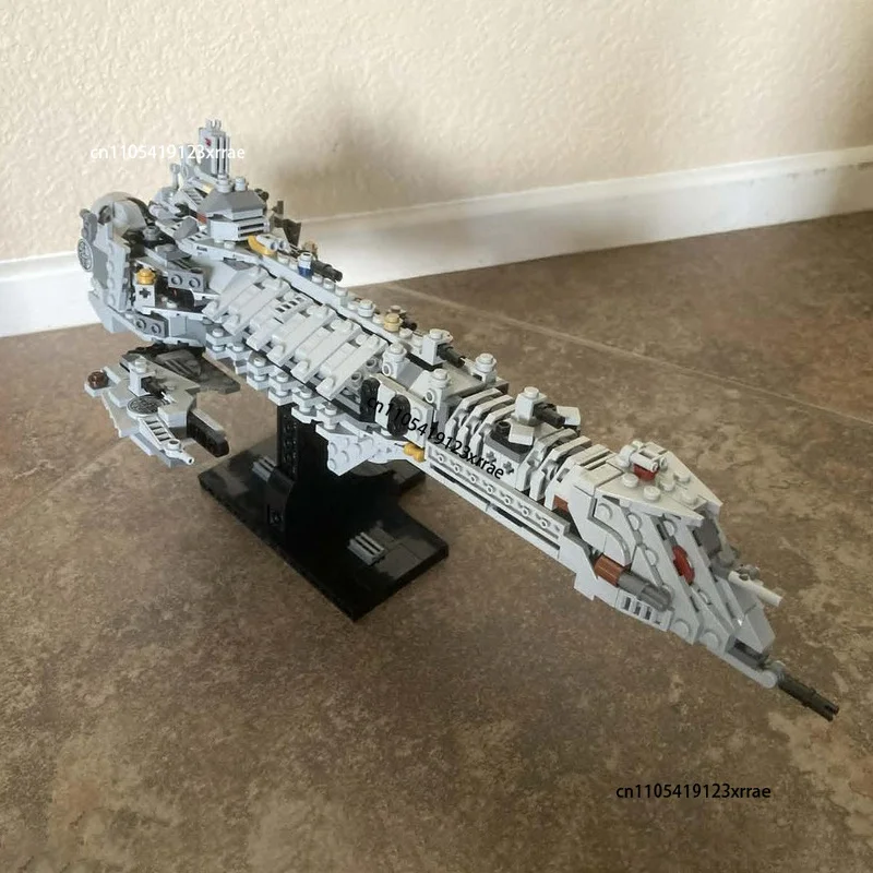 MOC Space Emperor-Class Battleship Midi-Scale Building Block DIY Popular Games Spaceship Assembly Brick Space Christmas Toy Gift