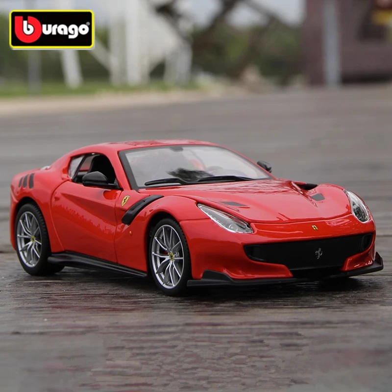 Bburago 1:24 Ferrari F12 TDF Modello di auto sportiva in lega Fonde sotto pressione Veicoli da corsa in metallo Modello di auto Simulazione Collezione Giocattolo per bambini Regalo