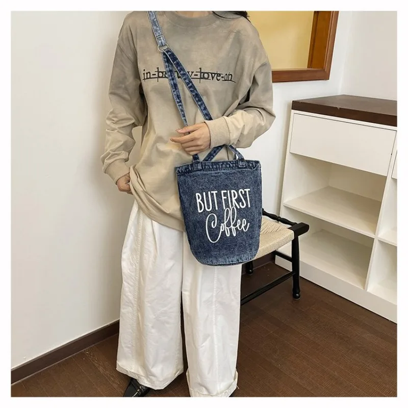 

Vintage Washed Bucket Tote Bag, Spacious & Lightweight, with Slogan Print for Everyday Casual Activities & Work Bags for Women