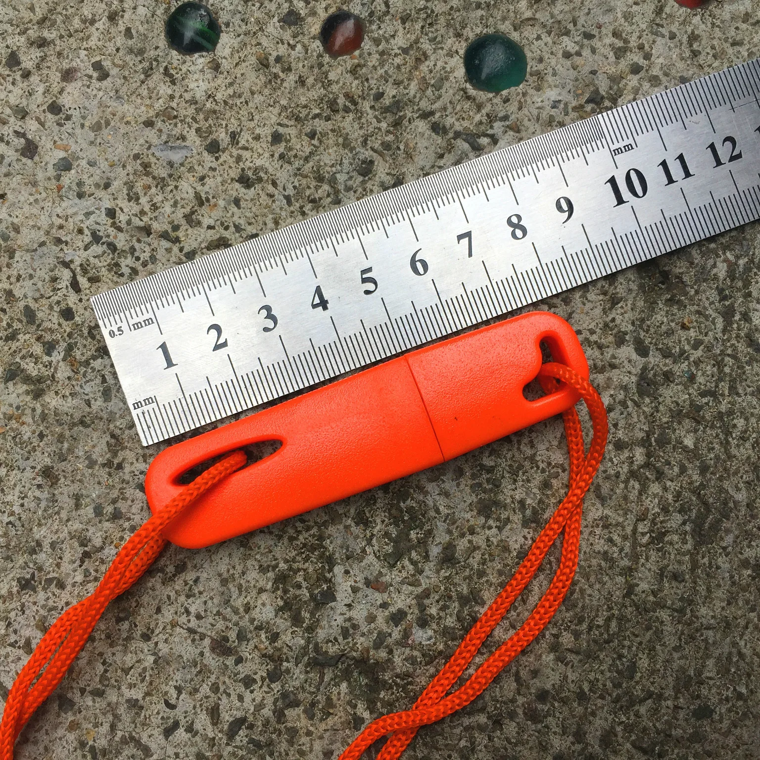 

Field Survival Emergency Flint Stick with Serrated Blade and U Disk Outdoor Magnesium Strip Survival Tool