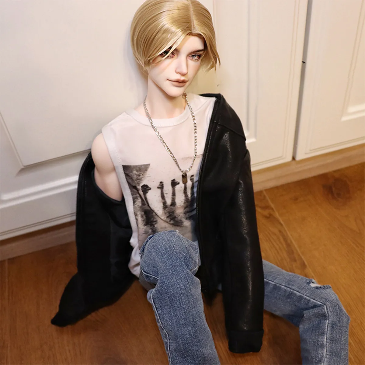 

1/3 point male BJD doll sd Eric B uncle body joint man body model gift toy high-grade resin