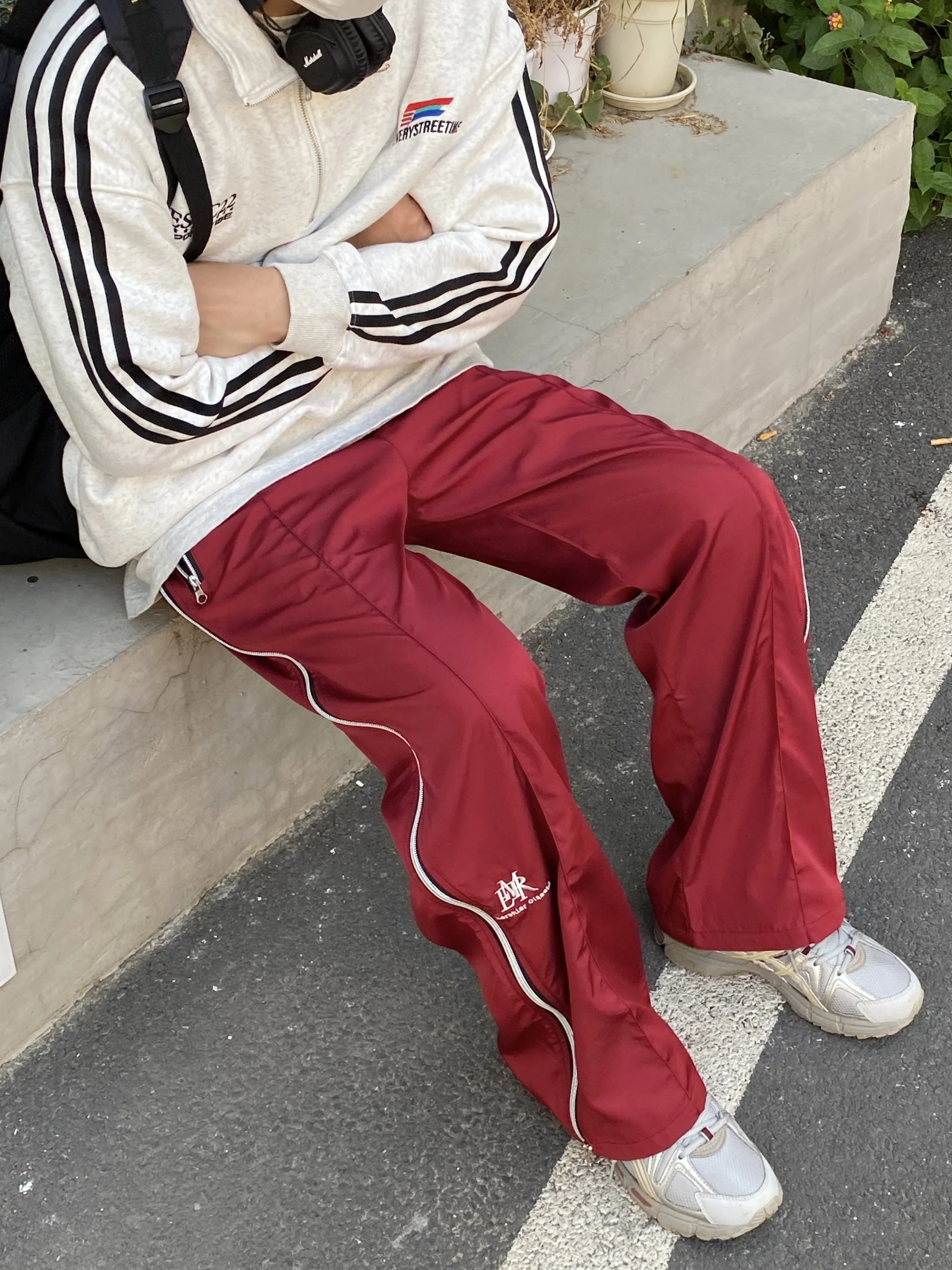 アメリカンレトロストリートスレ スウェットパンツ ルーズフィット ストレートレッグ アウトドア カジュアルパンツ 男女兼用 ヒップホップデザイン