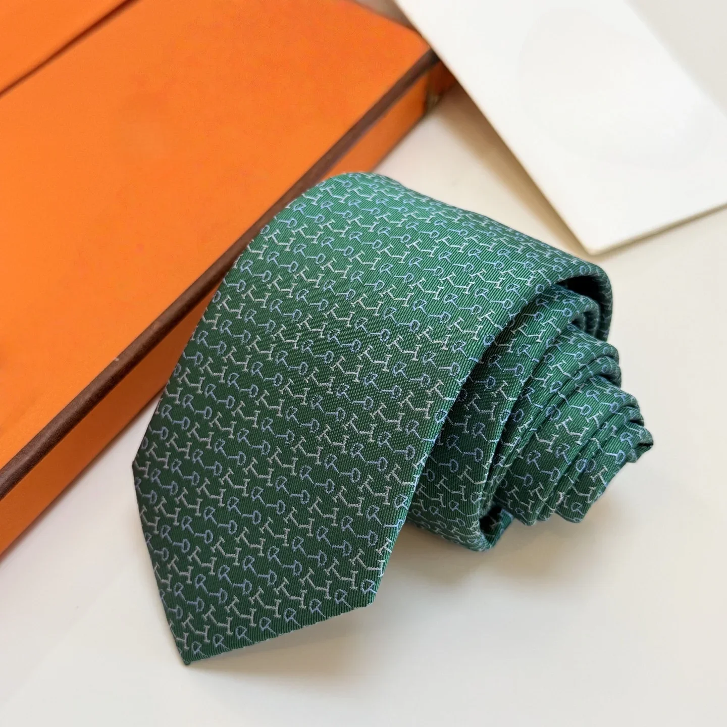new-stylish-men's-ties-bow-ties-allow-men-to-fully-express-their-personality-high-end-handcrafted-luxury-gifts-ties-bow-ties