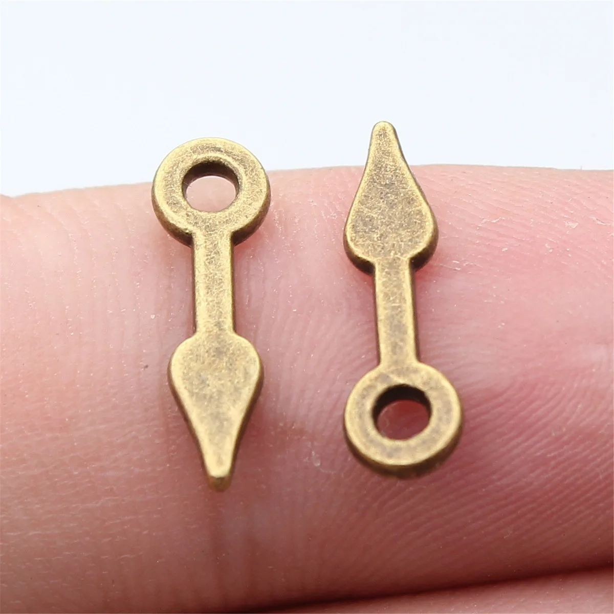 

40 шт. 16x5 мм, 3 цвета: античное серебро, античное золото, античная бронза, подвески-указатели для изготовления ювелирных изделий