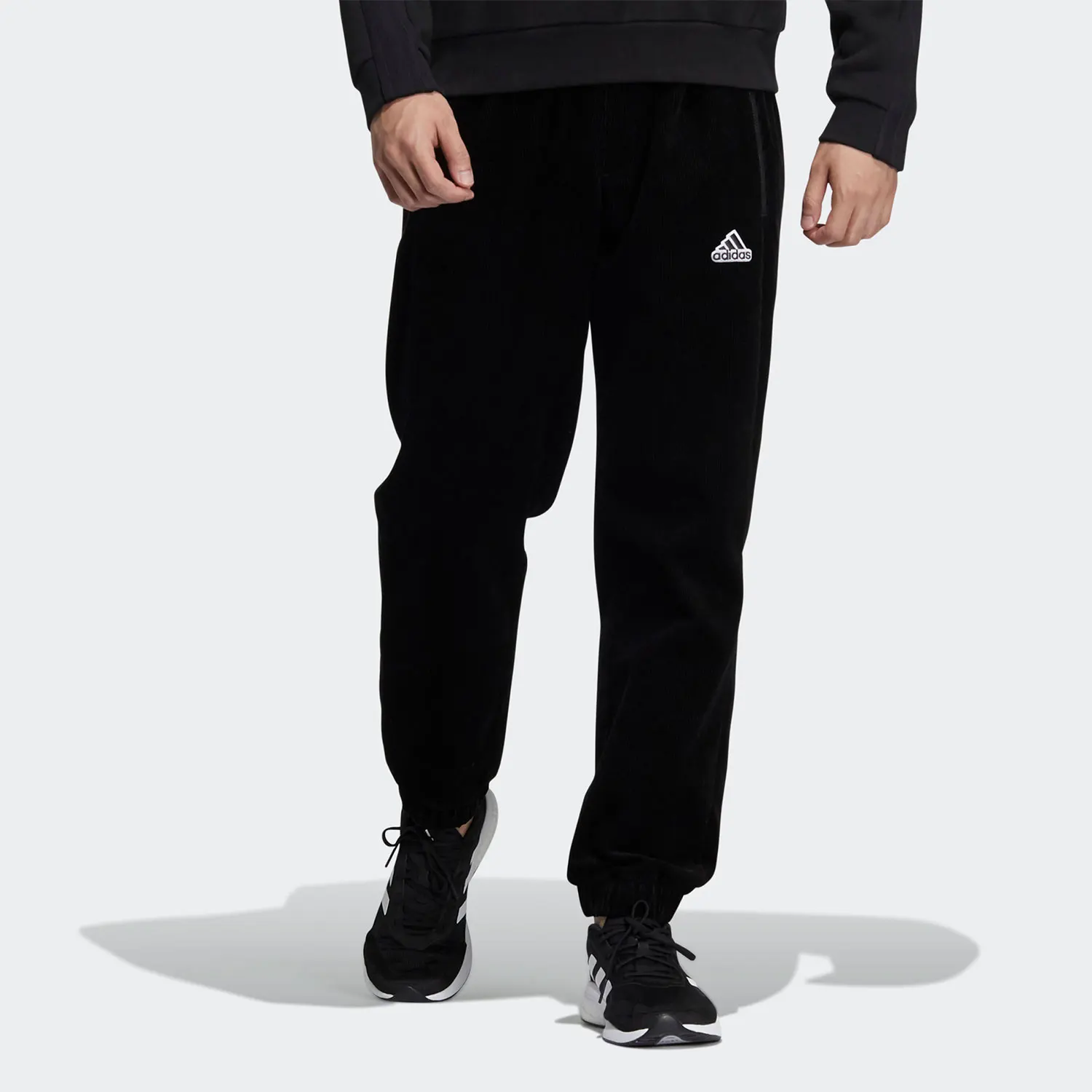 

Официальные мужские повседневные модные простые спортивные брюки Adidas HG1837
