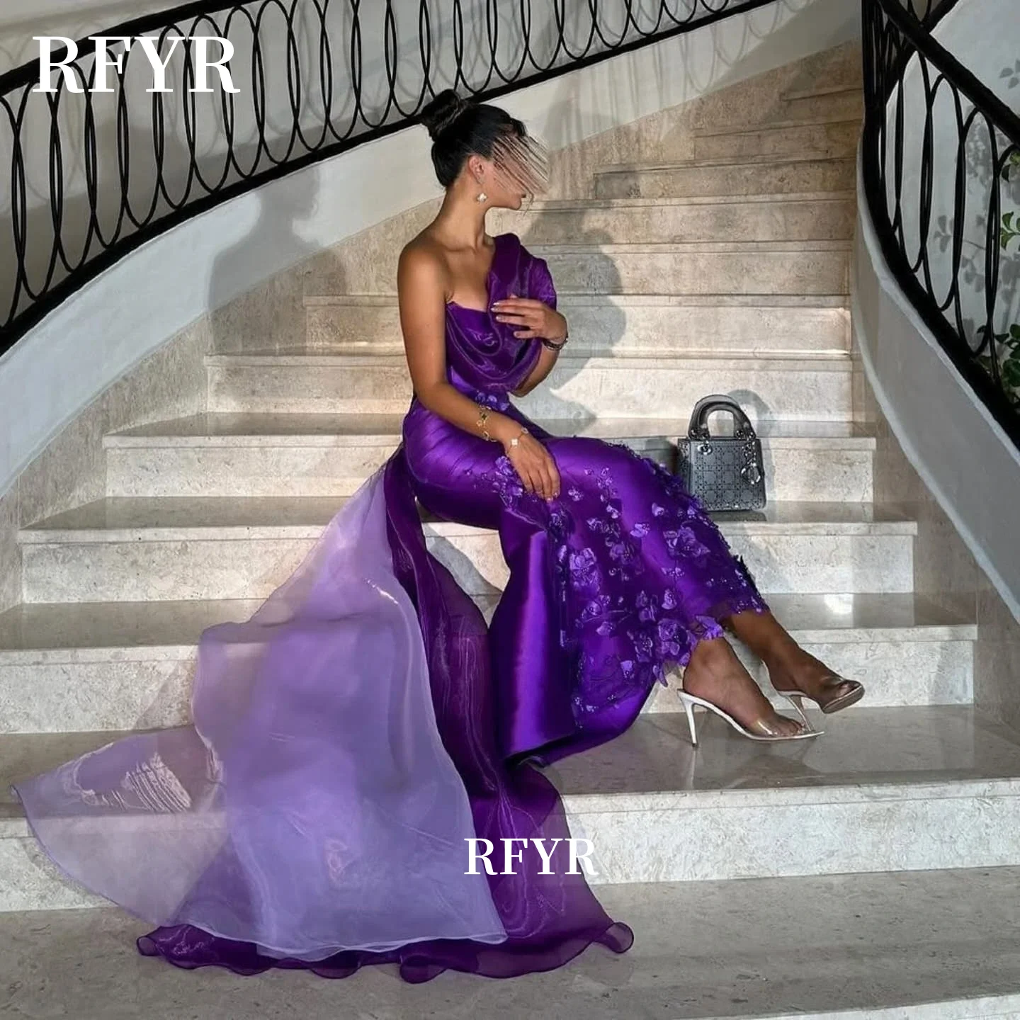 ชุดเดรสงานเลี้ยงลายดอกไม้ 3 มิติ RFYR สีม่วง ชุดราตรีทรงเมอร์เมดพร้อมชายกระโปรงยาวด้านหลัง สามารถสั่งตัดได้