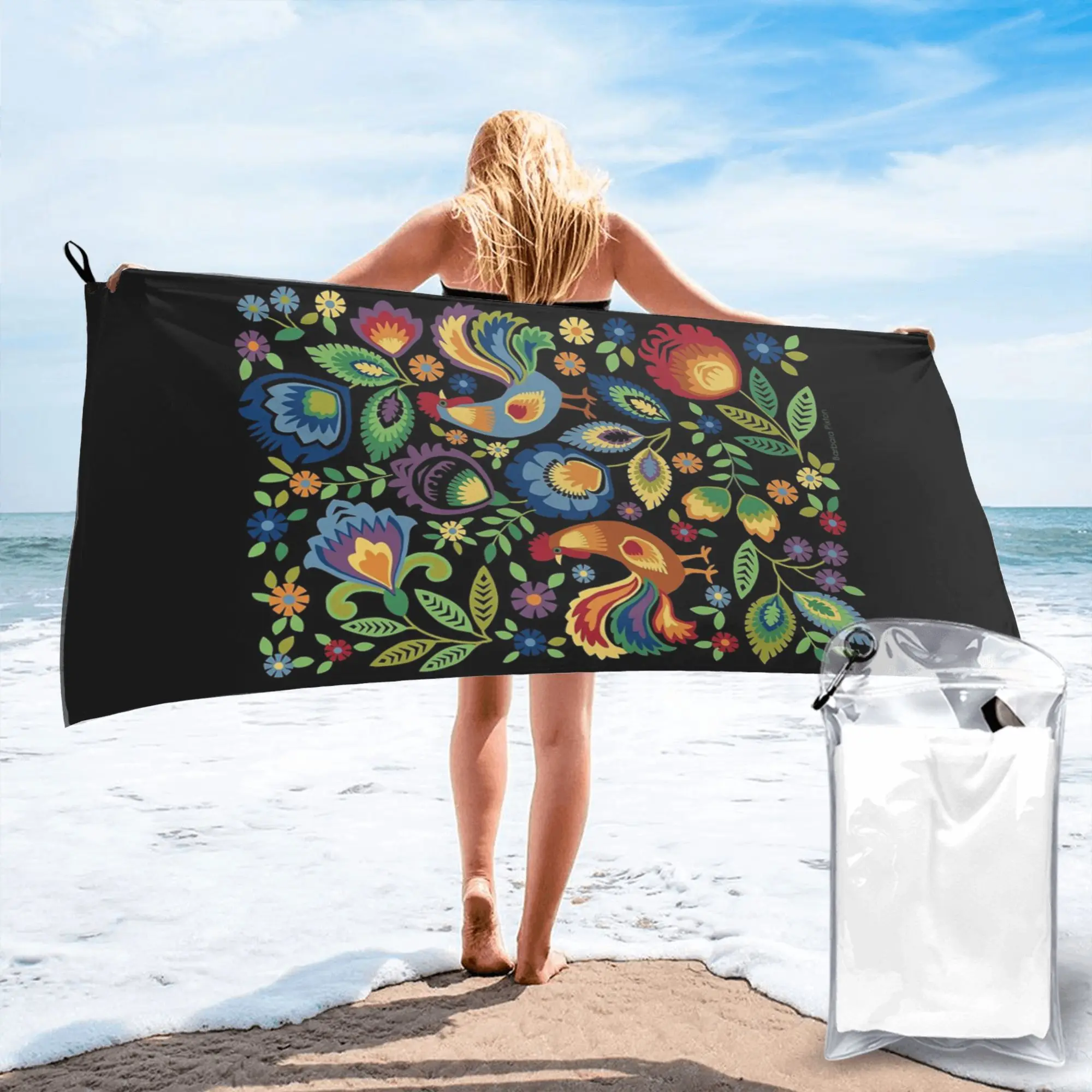 Polish Folk Roosters Beach Towel Soft Microfiber Quick Dry Absorbent Quick Towels For Mountain Climbing