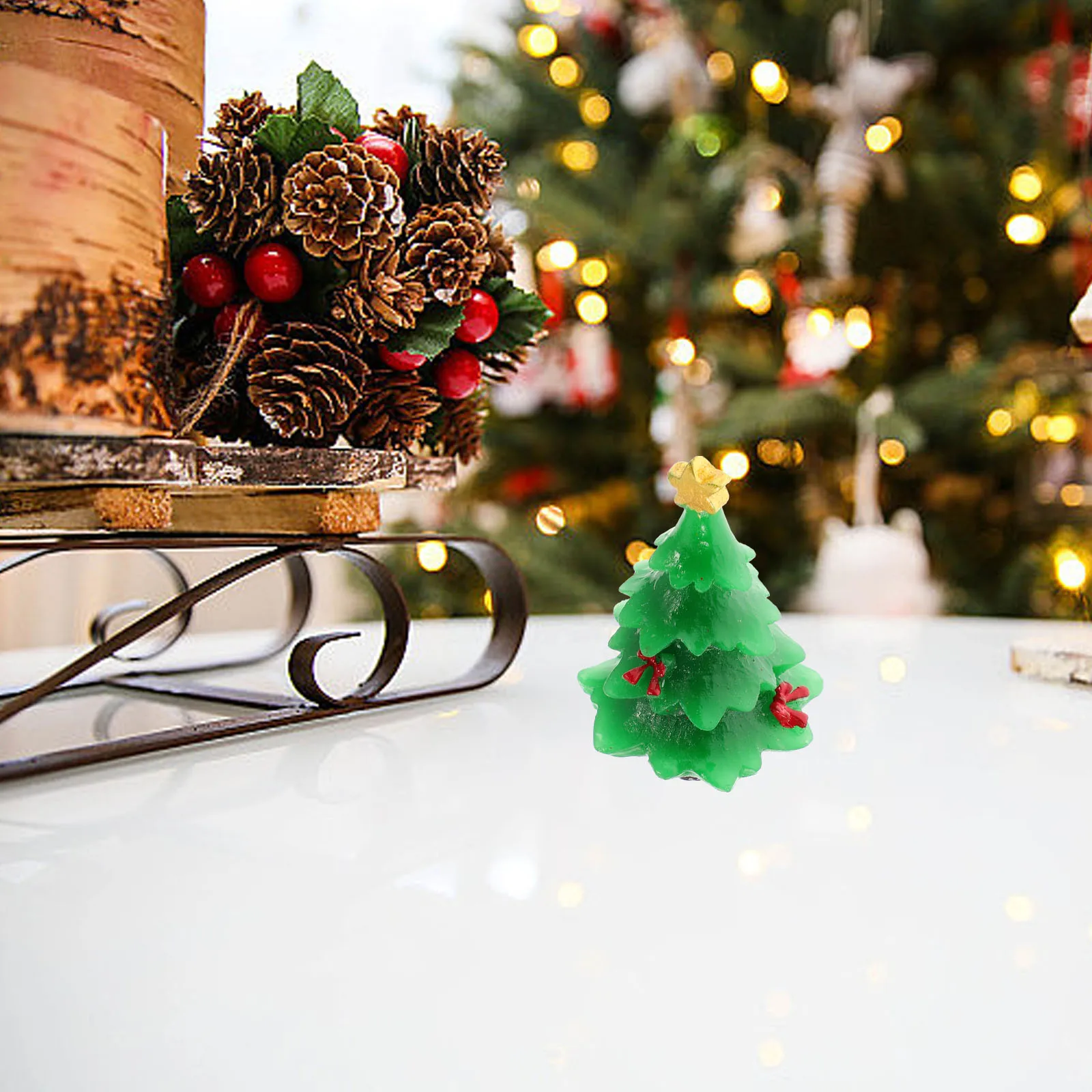 

30Pcs Creative Resin Christmas Tree Microlandscape Supplies Miniature Decoration Fun Home Office Christmas Miniature Tree