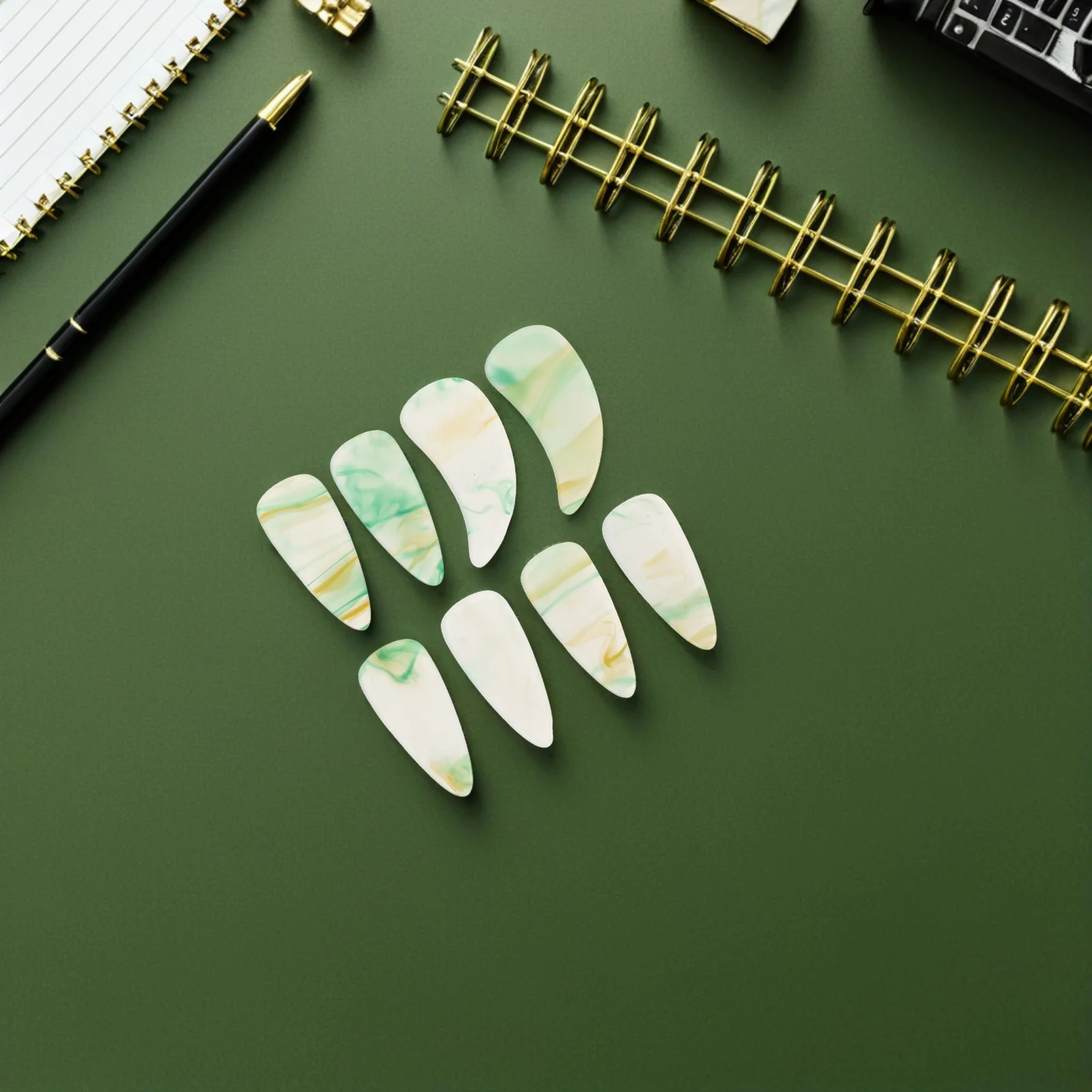 

8Pcs Guzheng Finger Picks Double Curved Design Fingertip Protector Professional Guzheng Nails Replacement for Concert Practice