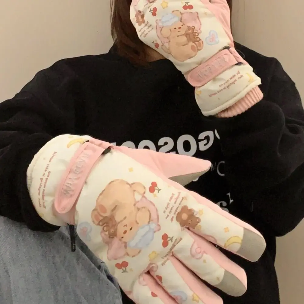 Guanti da sci alla moda dei cartoni animati Guanti sportivi da ciclismo con orsetto carino Guanti da esterno antivento e resistenti al freddo invernali