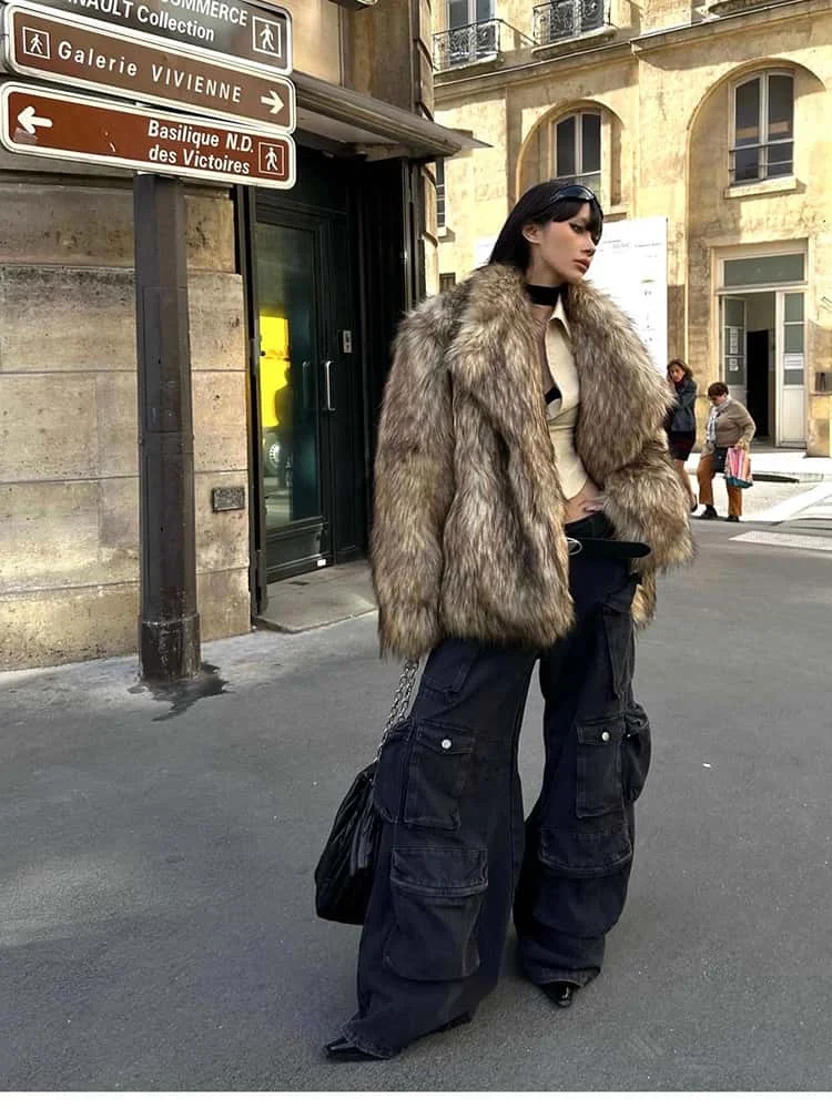 2025 neue Winter Strickjacke Für Frauen Mantel Revers Langarm Mode Lässig Flauschigen Faux Pelz Damen Warme Luxus Jacke Mantel Chic