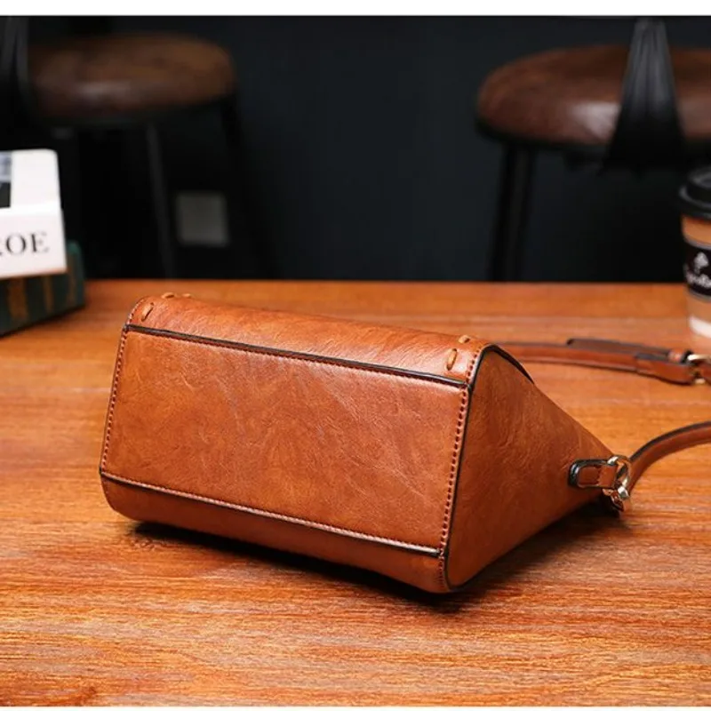 Small Bag for Women 2023 New Fashion All-Match Shoulder Messenger Bag Advanced Texture Shell Bag Retro