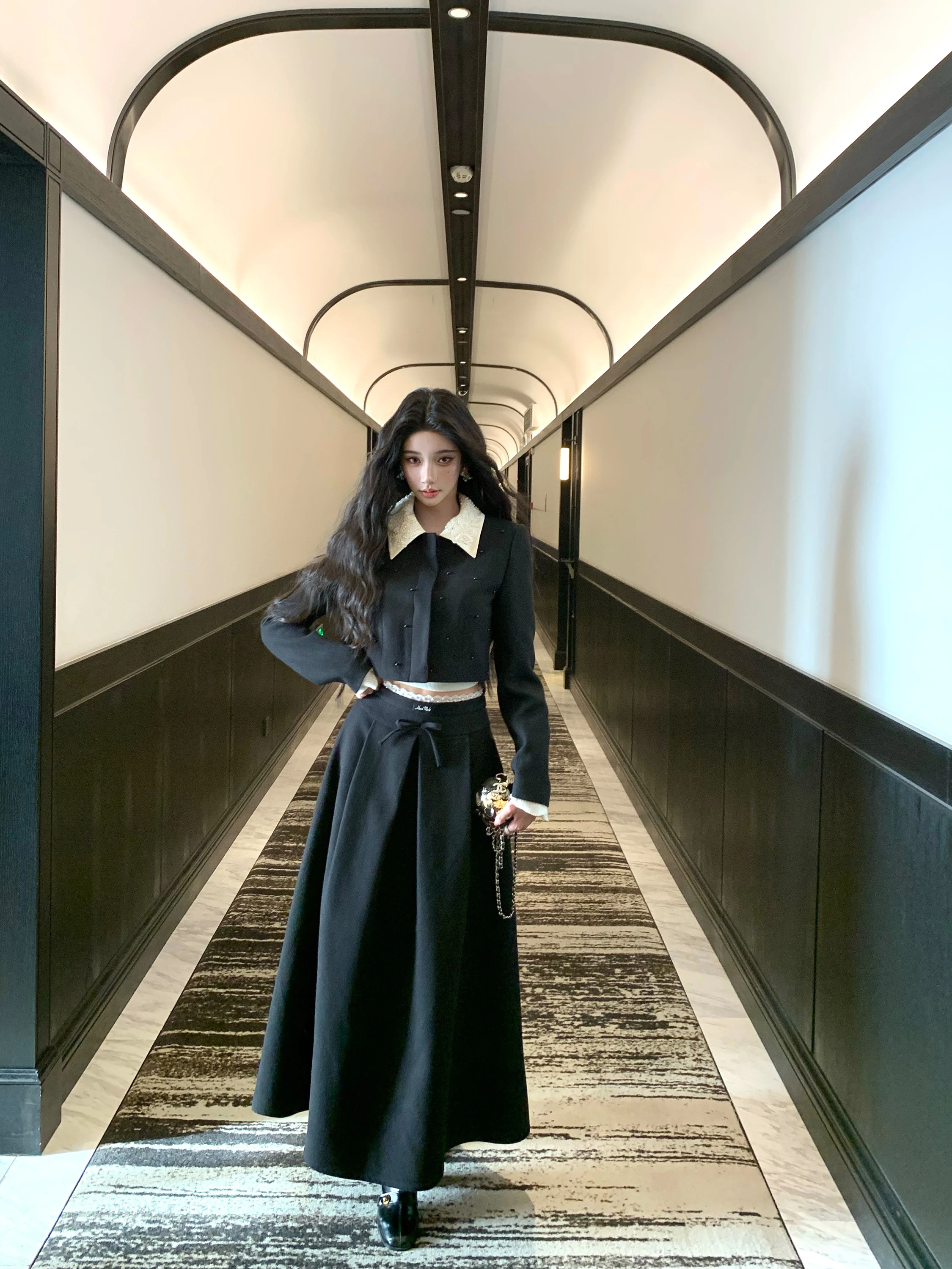 

Зимний модный комплект Barb Chill: женская юбка миди с высокой талией, элегантный топ с длинным рукавом и воротником, прямой крой, хлопковый наполнитель