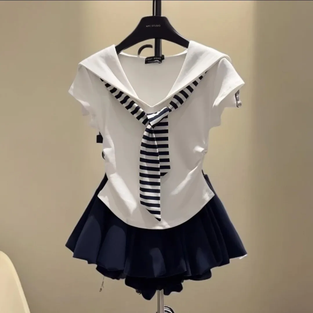 

Girls' Summer Set New Children's Navy Collar Shawl Striped T-shirt+Flower Bud Shorts Two Piece Set