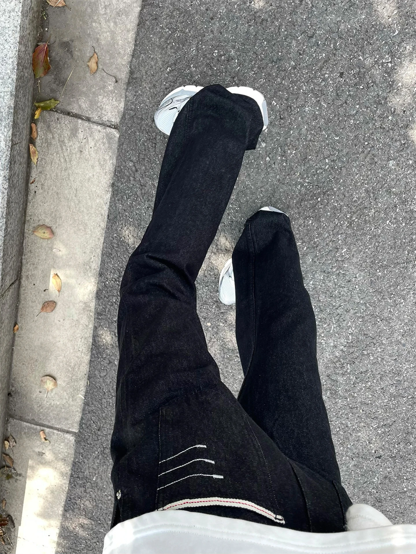 

Black Original Denim Narrow Stitched Knife Cowboy Jeans Men CleanFit American High Street Straight Leg Micro Flared Pants