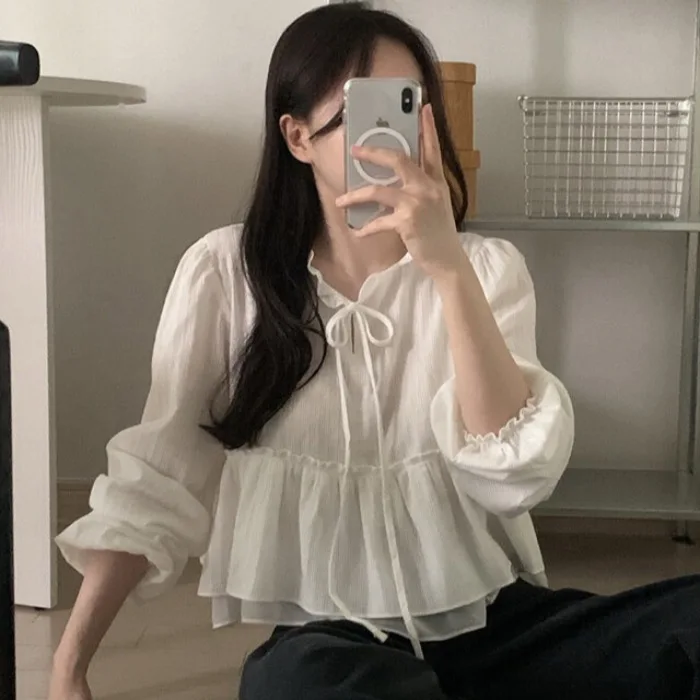 

Chic Spring Anti-Aging Design Double Layer Lace Trim Belted Stand Collar Shirt Women's Top Wooden Ear Trim Bubble Sleeve Cotton