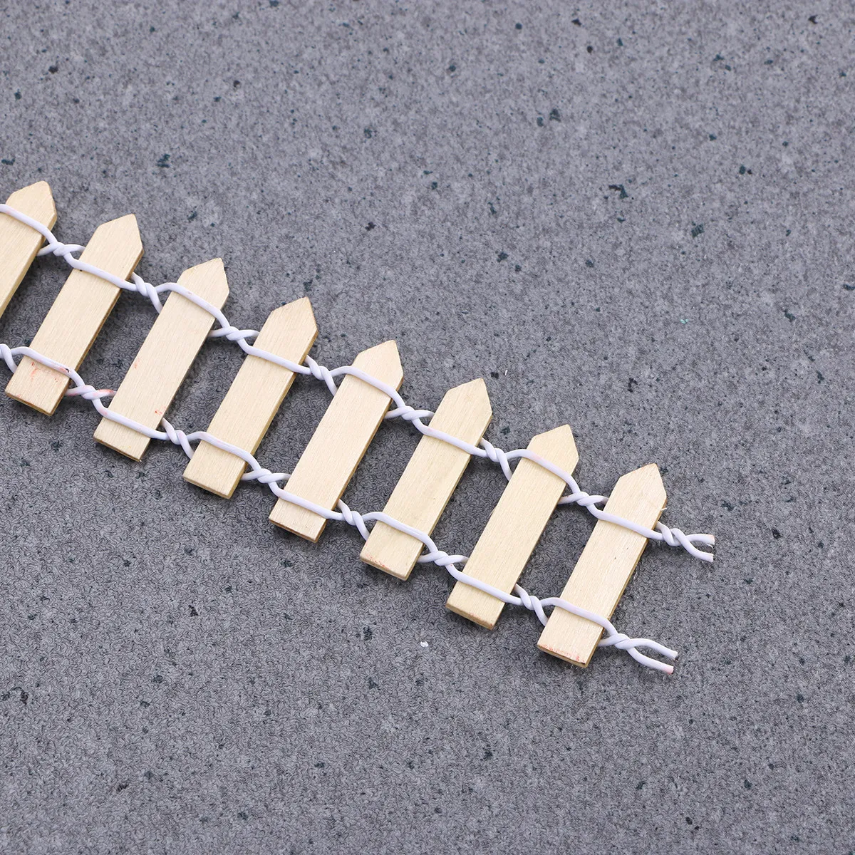 100Cm X 3Cm Wooden Mini Fence for Fairy Garden Christmas Tree Decoration Picket Fence Ornament Micro Landscape DIY