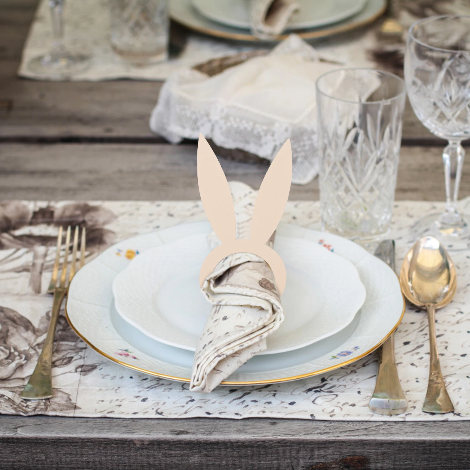 

20 pcs Wooden Napkin Rings Elegant Rabbit Design For Easter Party Table Decorations Simple Noble Banquet Home Decor