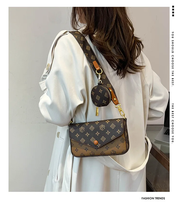 

2026 French Envelope Bag Multifunctional Keychain Hanging Underarm Bag Fashionable Wide Shoulder Strap Crossbody Shoulder Bag