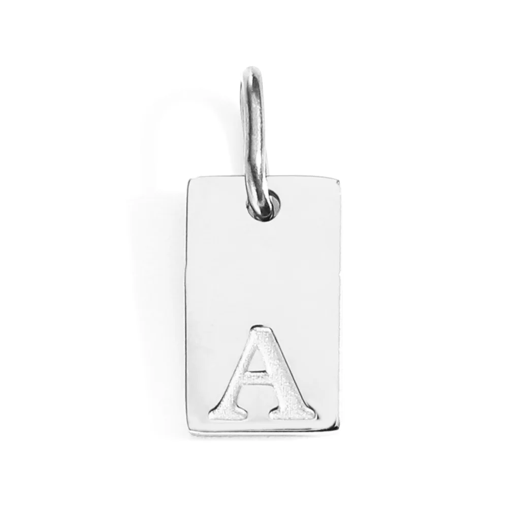 CARLIDANA Minimalistischer Buchstabe Initial Schmuck Damen Edelstahl vergoldet Rechteck Silber Farbe Alphabet Anhänger Charm – Detail 4