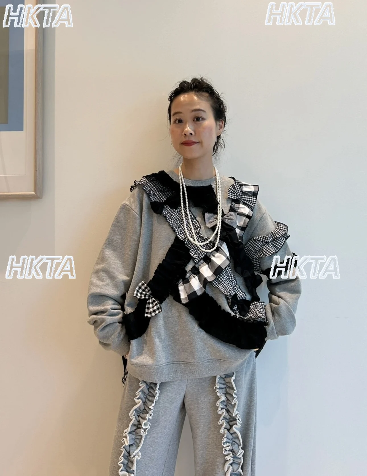 Sudadera holgada de manga larga con cuello redondo y lazo de flores plisado japonés para otoño e invierno, chaqueta para ir al trabajo a la moda, Top para mujer